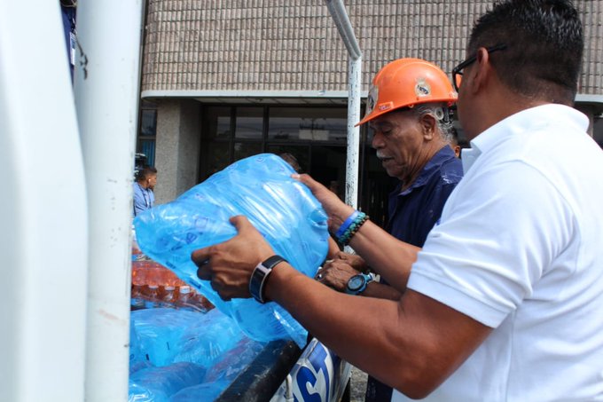 Gobierno abastece con agua embotellada los albergues en que se cumple cuarentena para descartar coronavirus gobierno-abastece-con-agua-embotellada-los-albergues-en-que-se-cumple-cuarentena-para-descartar-coronavirus